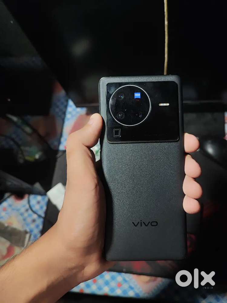 Vivo X80 pro with 12gb ram 256gb rom (fixed price no bill box)