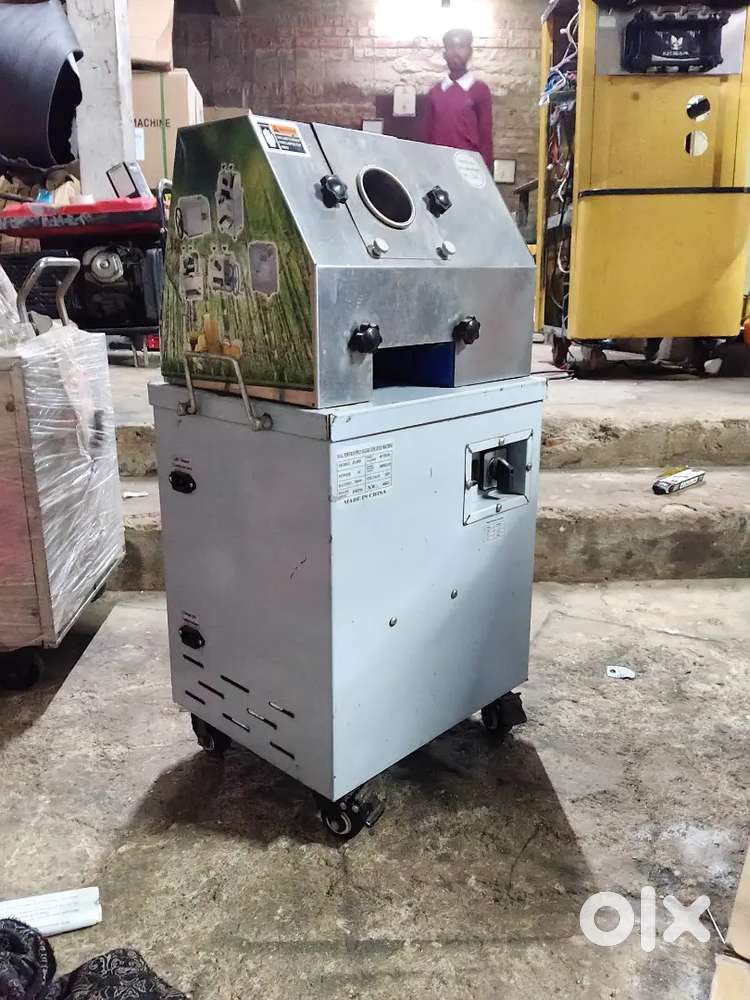 SUGARCANE JUICE MACHINE