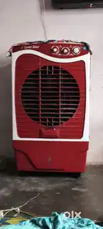Plastic body cooler