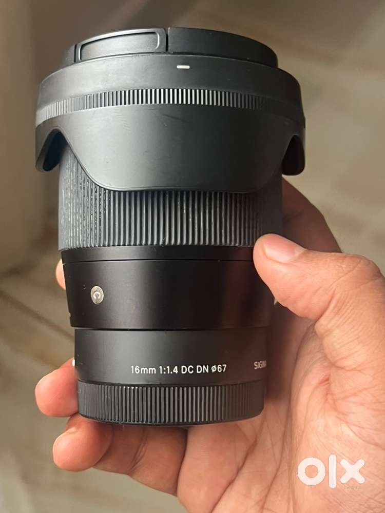 Sigma 16 mm f 1.4 DC DN lens for sony E Mount mirrorless