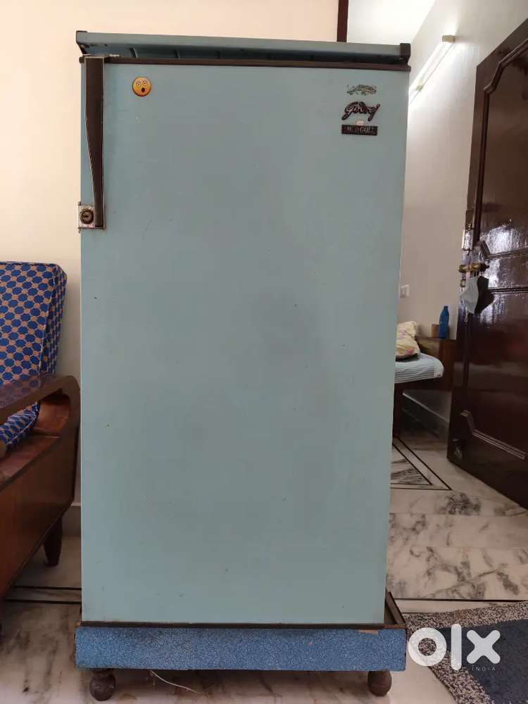 Refrigerator at unbeatable price.