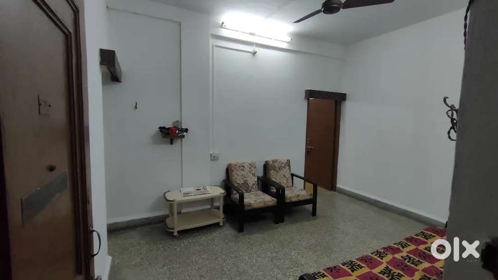 Old apartment - Great Investment & Redevelopment potential