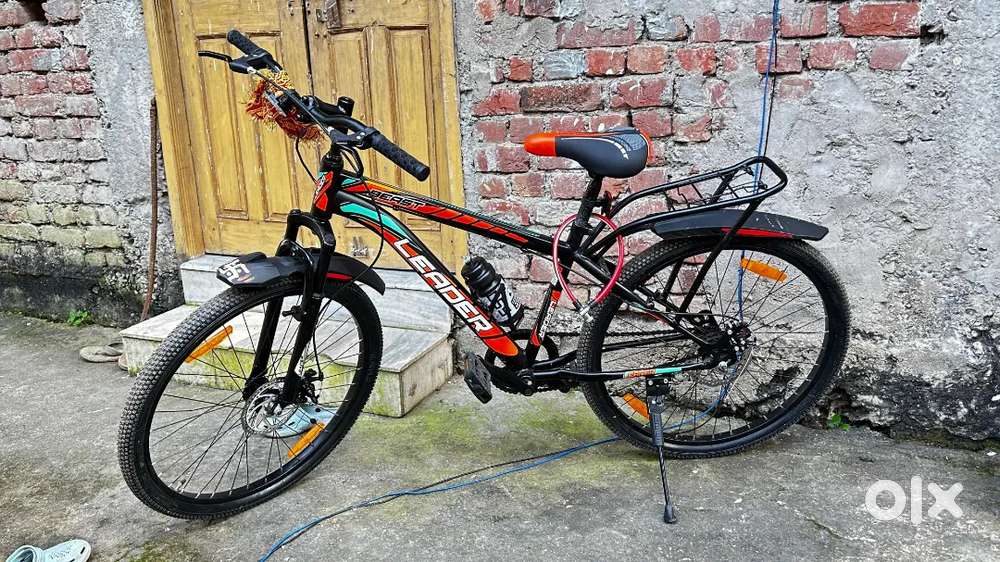 Leader Beast 26T cycle with dual disc and front shocker
