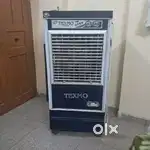 Best cooler 1 season used in best condition.