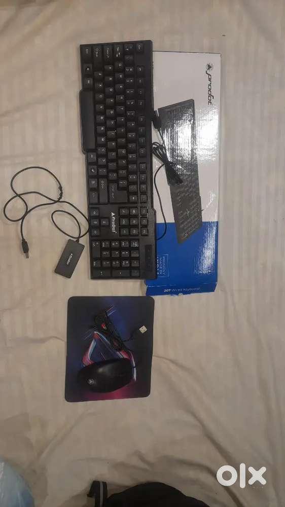 Keyboard + Mouse + usb hub + mouse pad + otg. COMBO