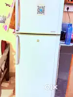 Doble door frigh 5 years old in good  conddition