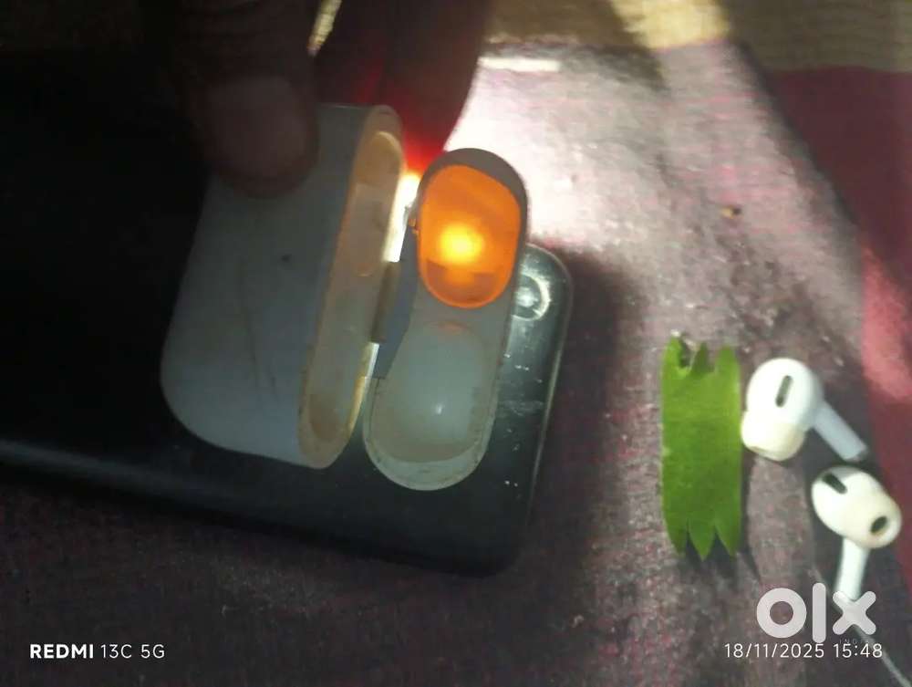 Real Apple original airpods