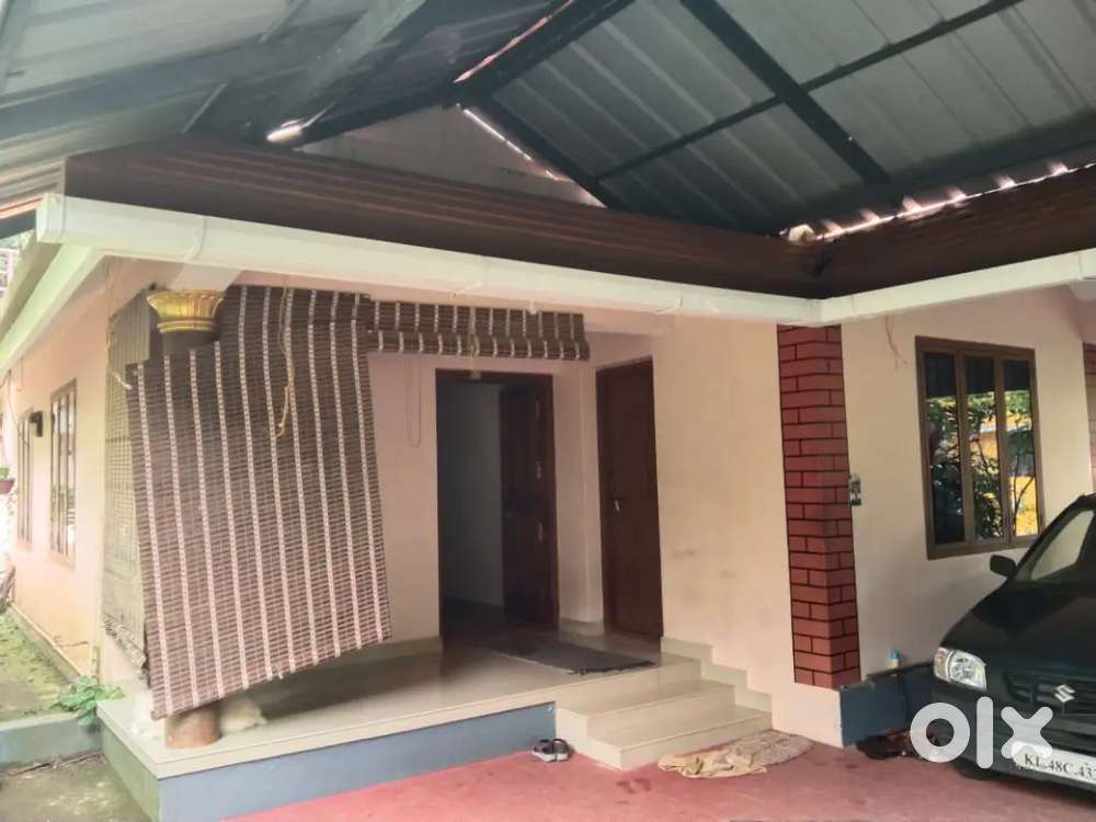 Thrissur Pattikkad 3BHK house for sale