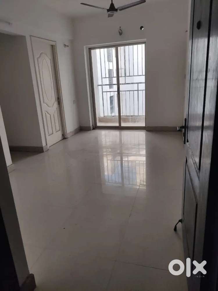 Korattur 1.5 BHK Flat Furnished for Rent