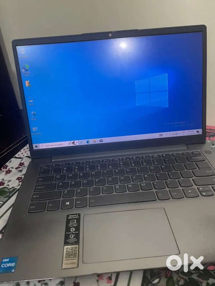 Core i3  processor 11 (gen)  8gb ram