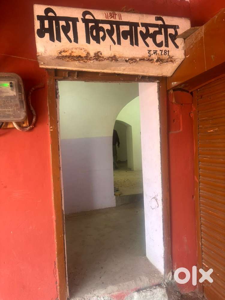 Shop for rent in choti chaupar