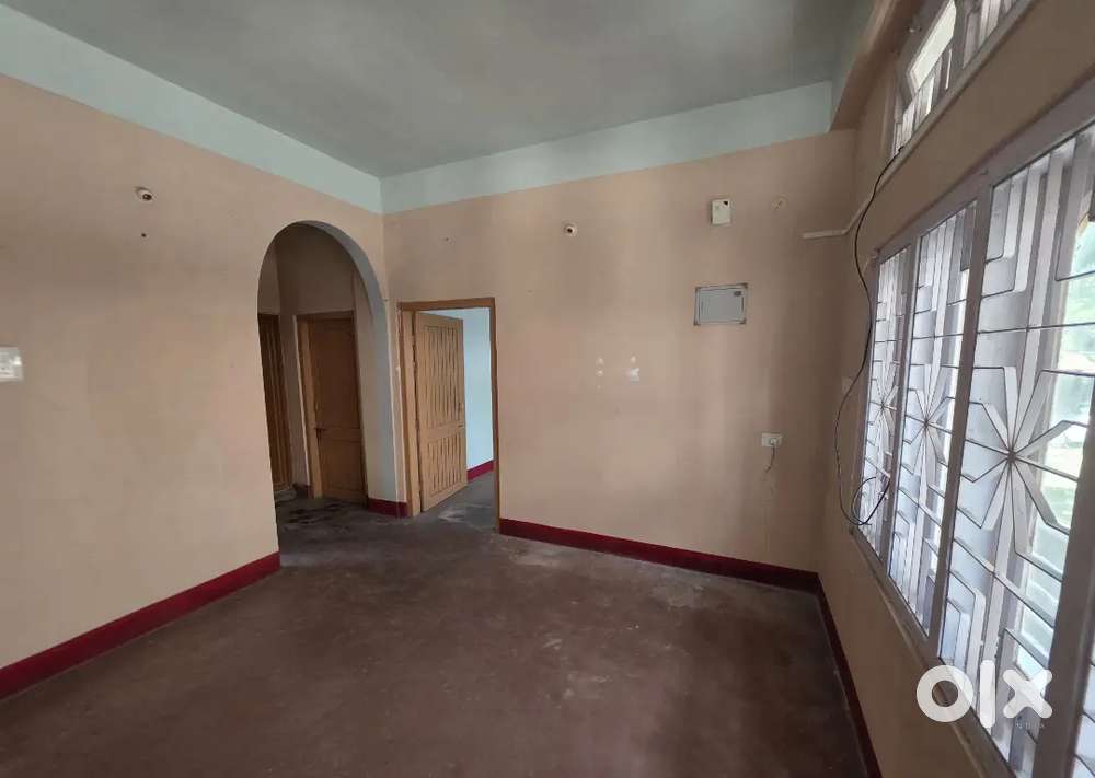 3 Room Ground floor unit available for rent