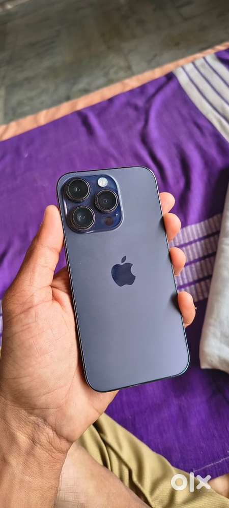 iPhone 14 pro 256 gb , Deep purple with charger and adapter