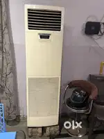 Tower ac llyod with remote