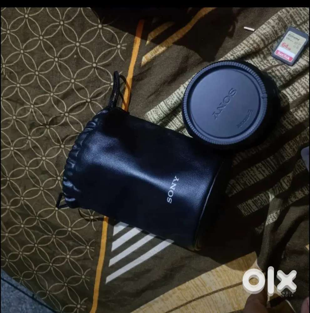 Sony lens Zeiss 16 35 f4