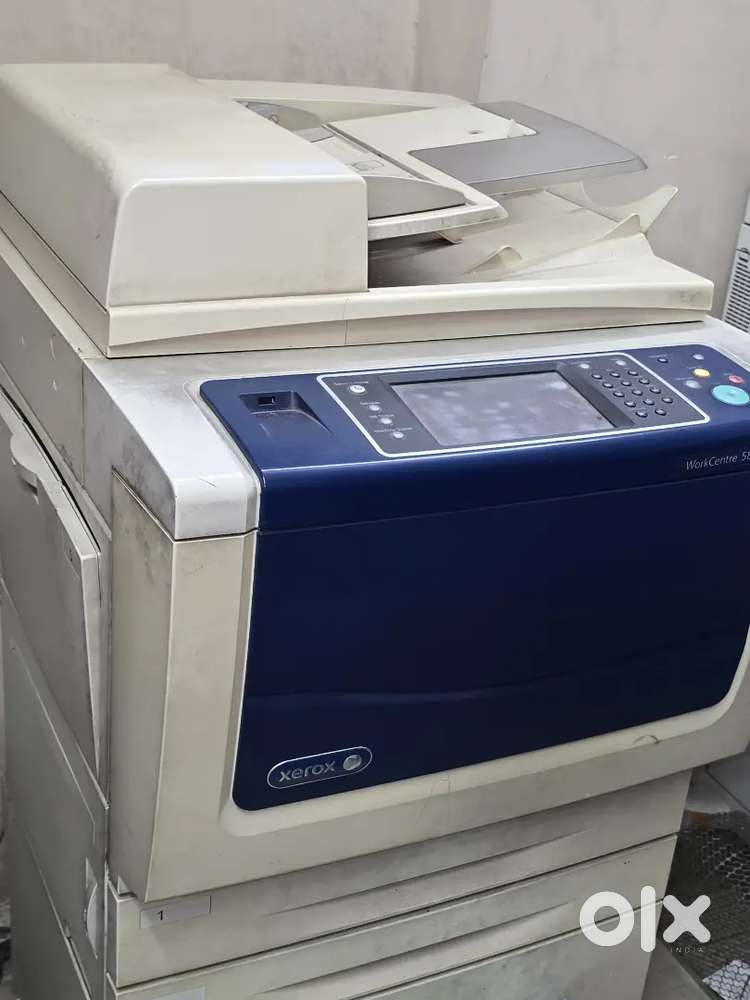 Xerox 5875 photocopier machine
