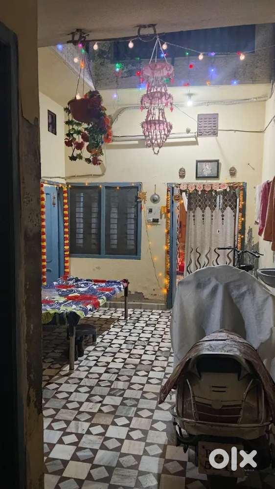 Anand Nagri Street no 05 near Thatai Dharamshala 19*20 size