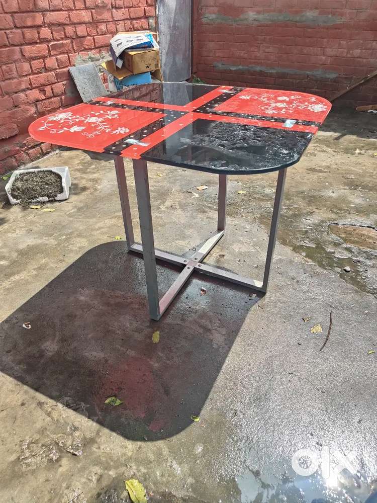 Dining table ( no chairs)