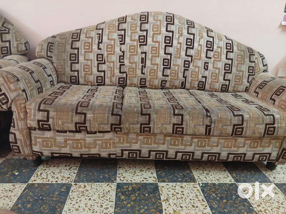 3+2 seater sofa
