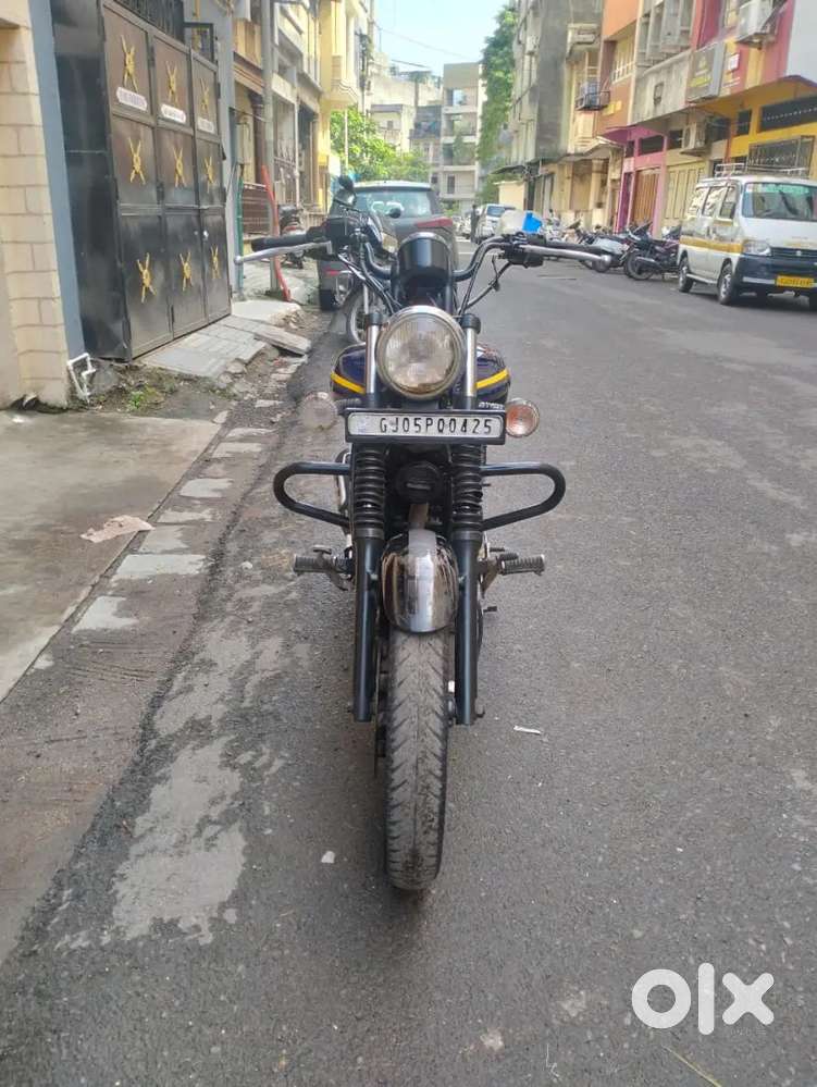 Bajaj avenger street 150cc soowroom candison bike