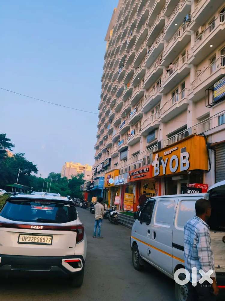 Main road facing Ground floor shop available for lease