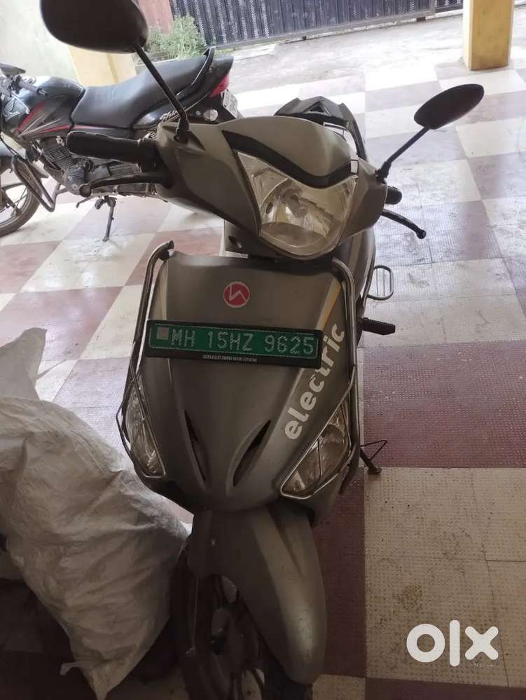 डब्बल बॅट्री चांगली कंडीक्शन