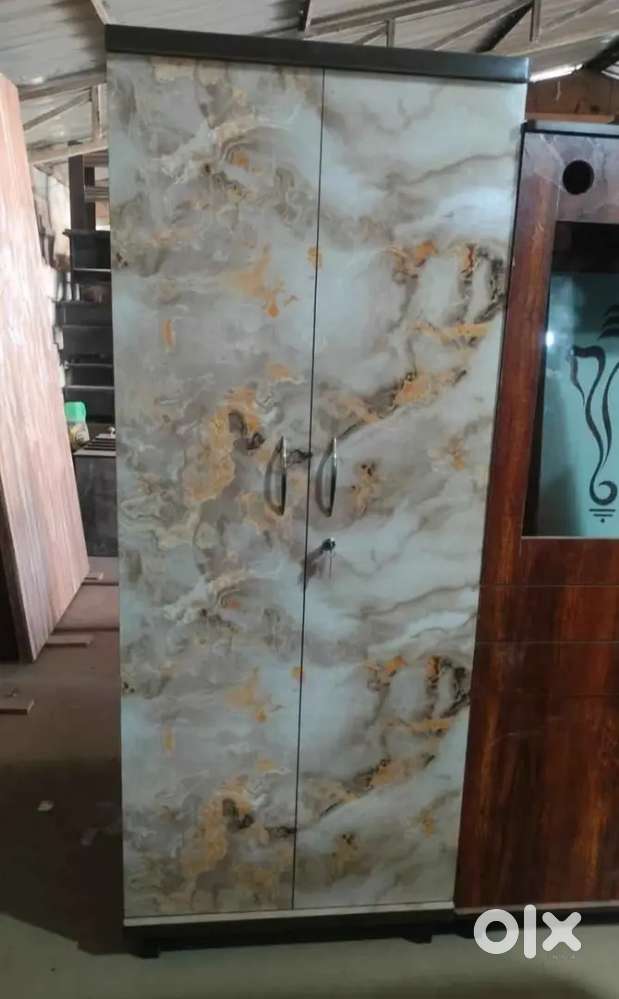 WOODEN ALMARI AVAILABLE IN STARF FURNITURE