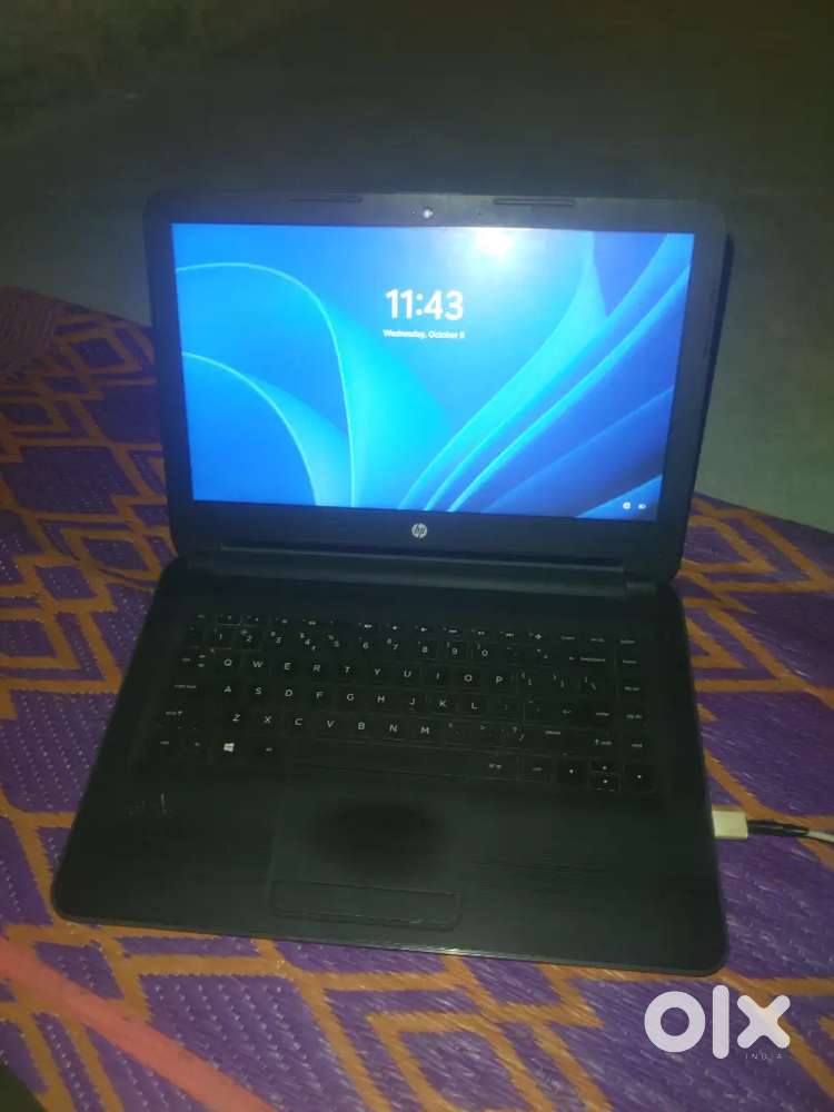 Laptop sell kar Raha hu new lena he