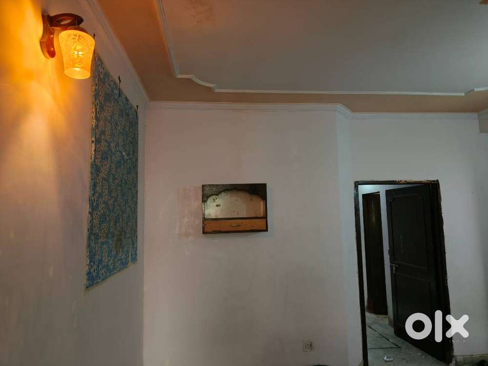 2bhk seperate flat, ideal for small family and bachelor.joshi marg