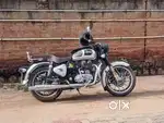 Royal Enfield classic 350 silver bs4. Price 155000