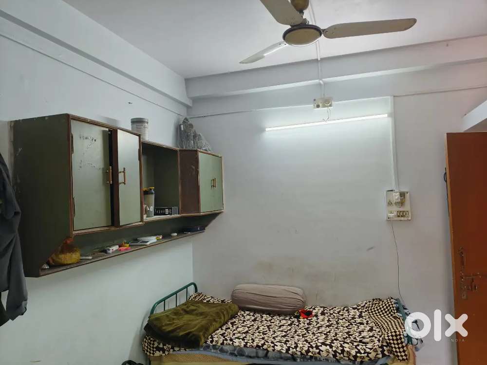 Room mate needed - 4500(approx) boy