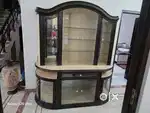 Wooden  crockery  table