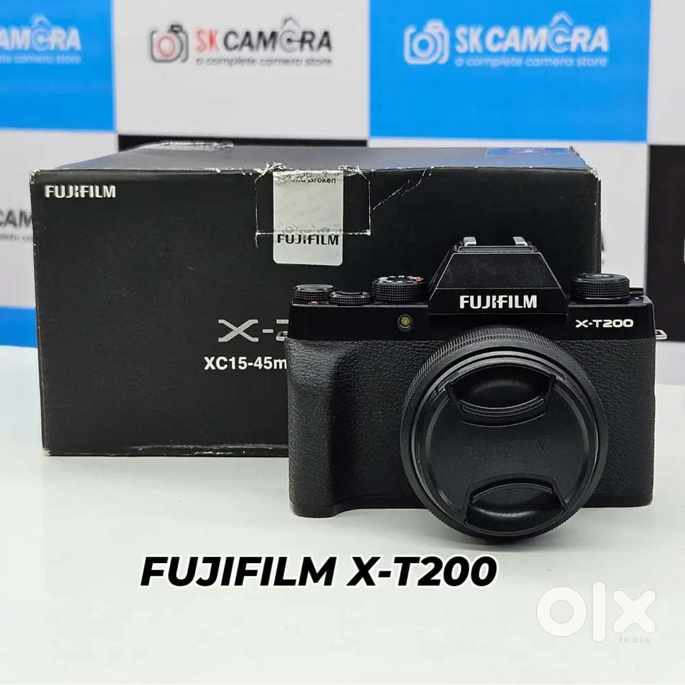Fujifilm X-T200 Mirrorless Camera with XC 15-45mm Lens.