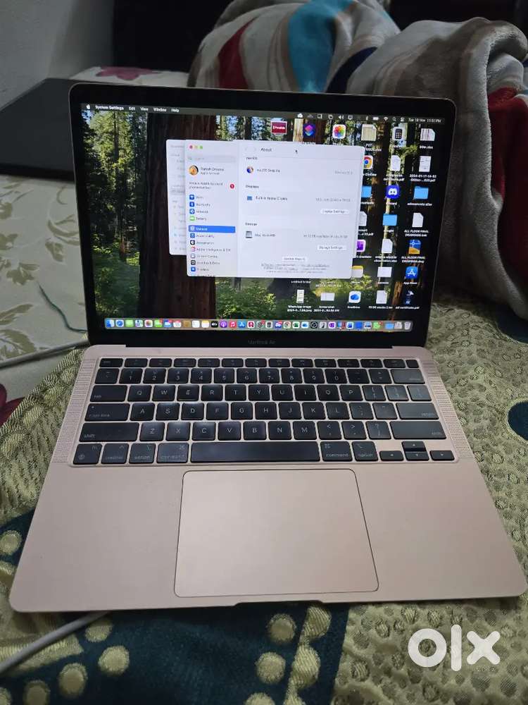 Apple air m1 golden colour