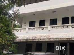 single rooms available  for gents/ladies/working professionals