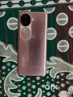 Vivo v40e 8+8/128