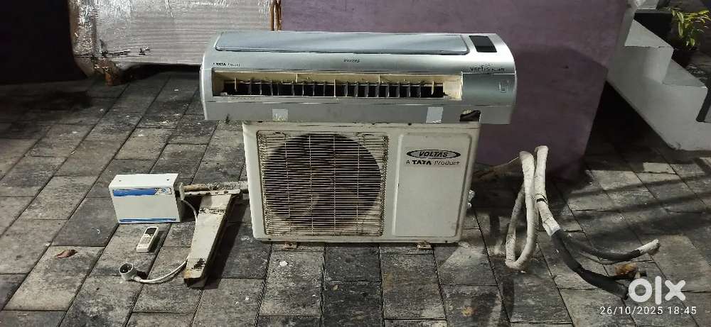 Good condition Voltas 1.5 ton split  AC