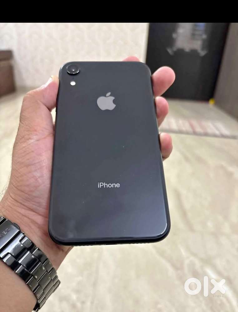 I phone XR 64 gb