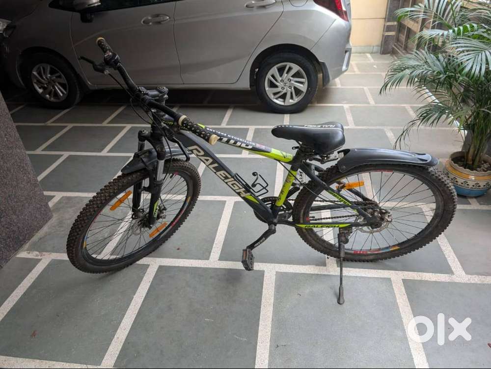 Raleigh Rapido 100 - Unused Bicycle