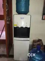Water dispenser with mini fridge