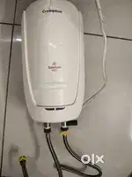 Crompton 3 L GEYSER VERY LESS USED