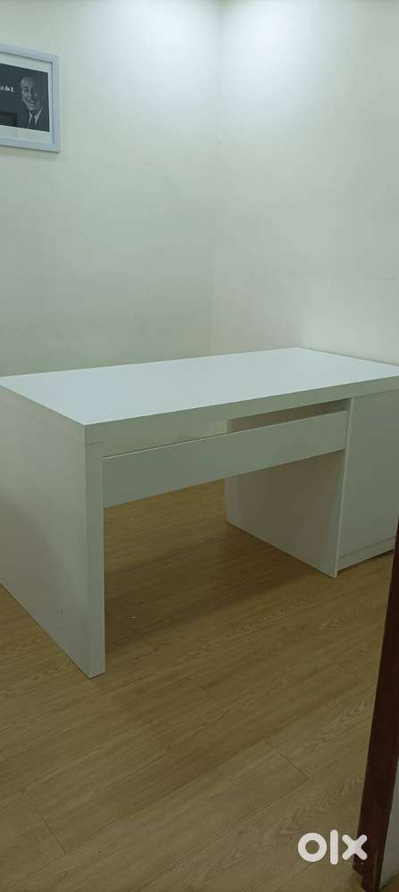 fully furnished office space available for rent