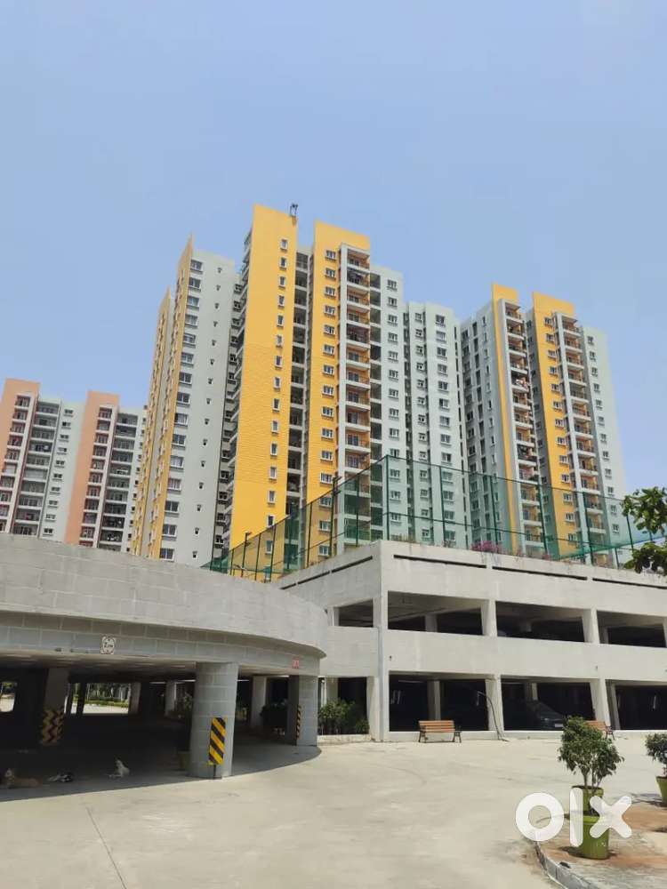 Sale in DLF RIVERSIDE 3bhk new flat Ready to move in