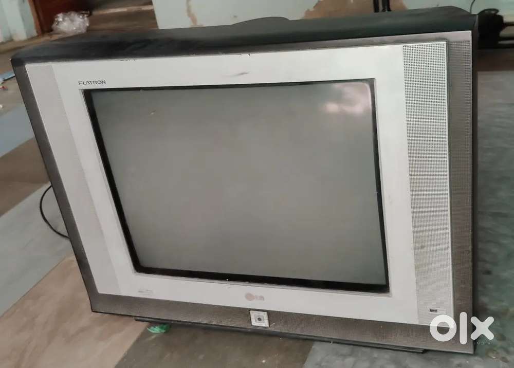 T. V . LG flatron