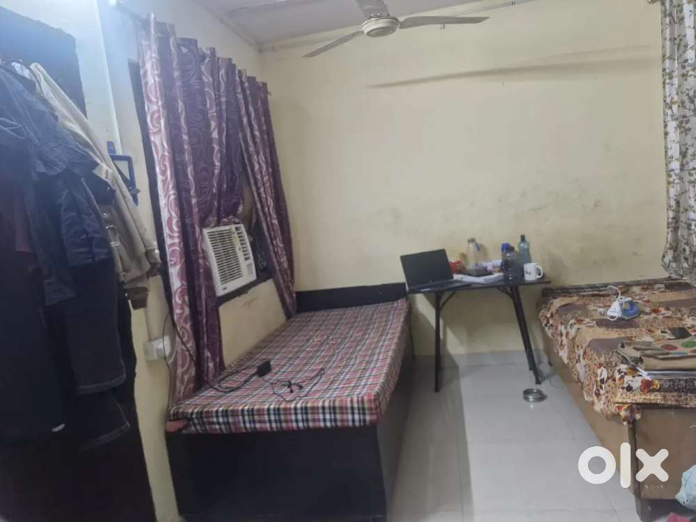 Need one  flat mate for 1 Rk Fully Furnised