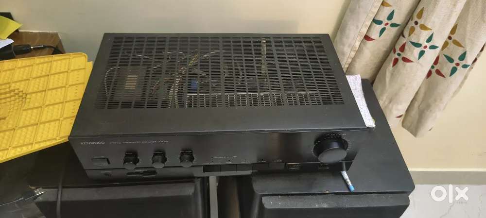 KENWOOD INTEGRETED AMPLIFIER