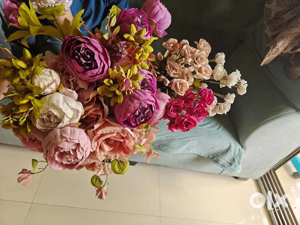 Sell of Artificial Flowers for home decoration(Total 6 nos.)