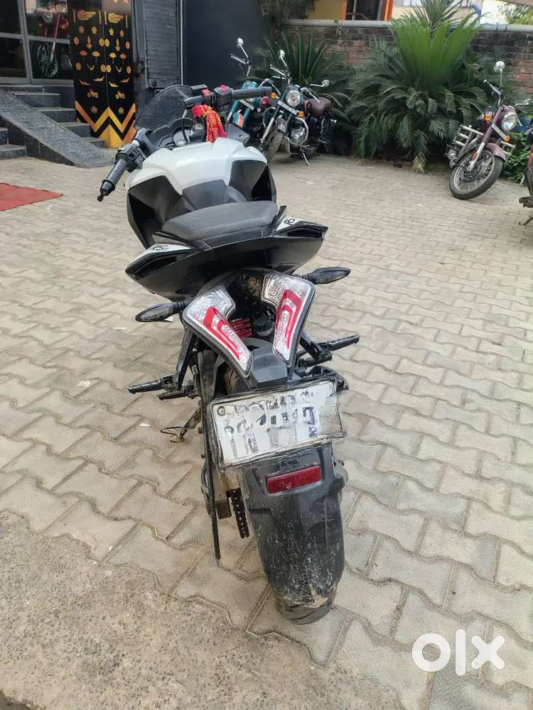 RS 200 bike for sell .