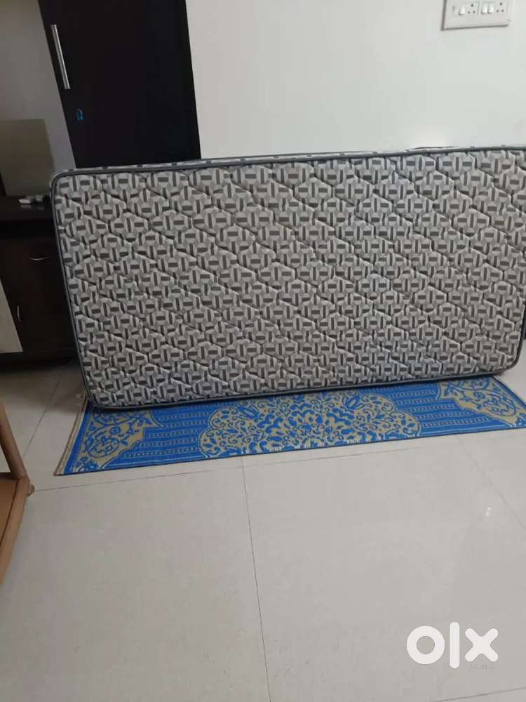 Mattress single mint condition brand new