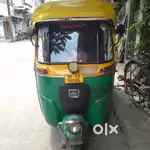 Bajaj 2stok auto cng good conditions kagaj complete on